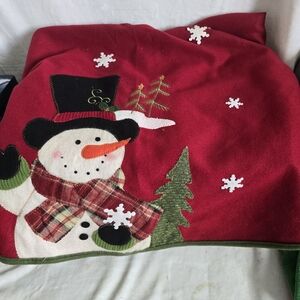 Prima Creations Snowman tree skirt with ties 48 in. diameter EUC